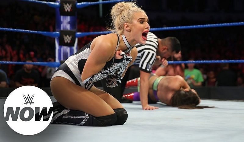 Lana and Sasha Banks aren't on the best of terms